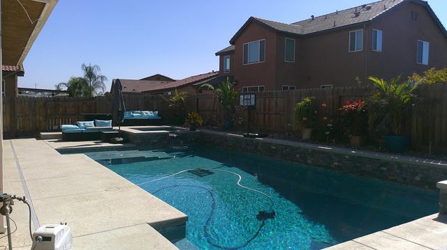 1621 W Sedona Avenue, Visalia, CA 93291