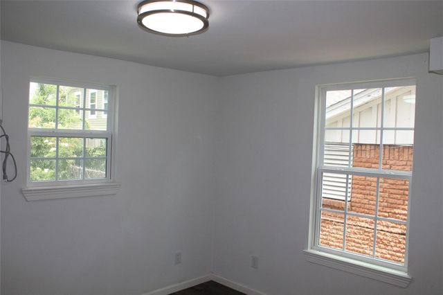 1015 30th Street 2, Galveston, TX 77550
