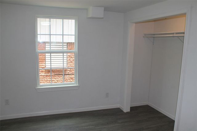 1015 30th Street 2, Galveston, TX 77550