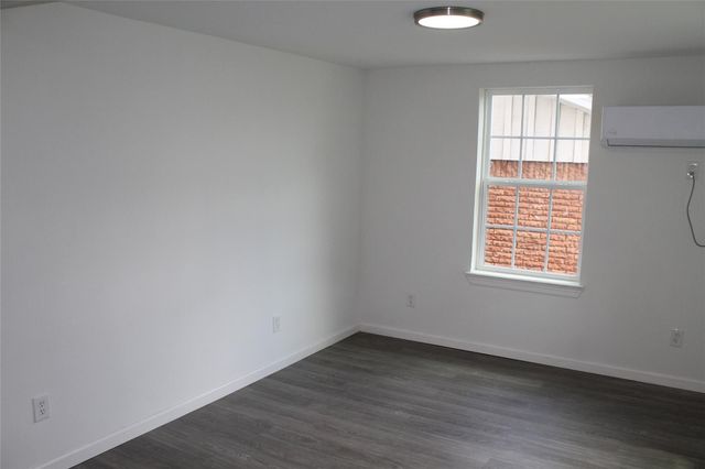 1015 30th Street 2, Galveston, TX 77550