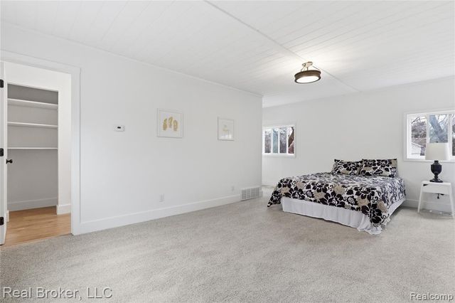 6351 Beth, Brighton, MI 48116