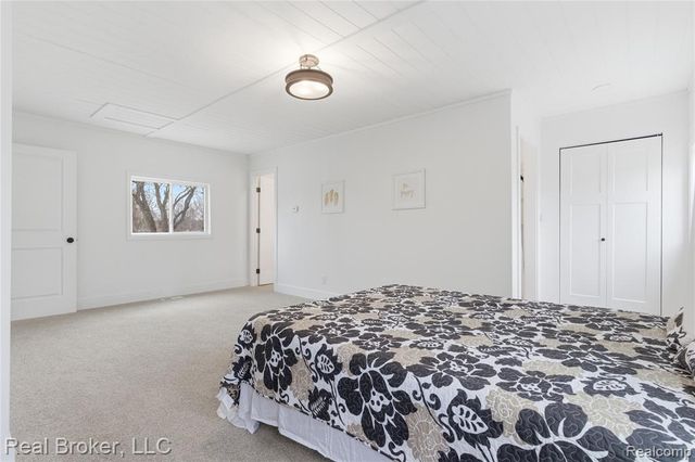 6351 Beth, Brighton, MI 48116