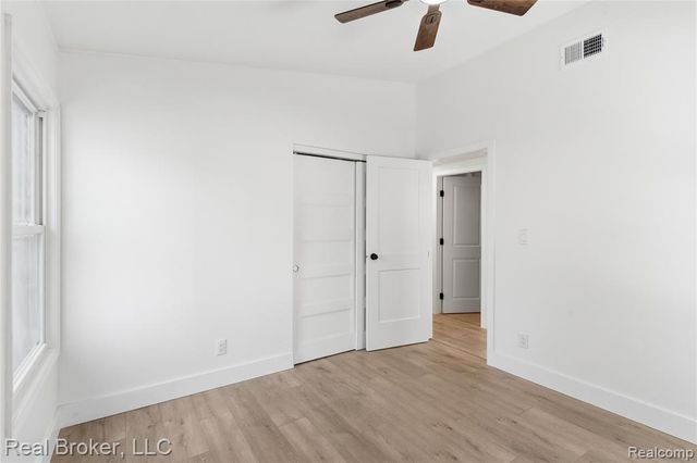6351 Beth, Brighton, MI 48116