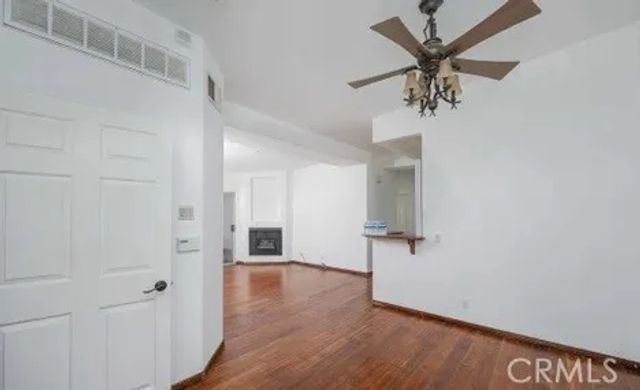 15455 Sherman Way 18, Van Nuys, CA 91406