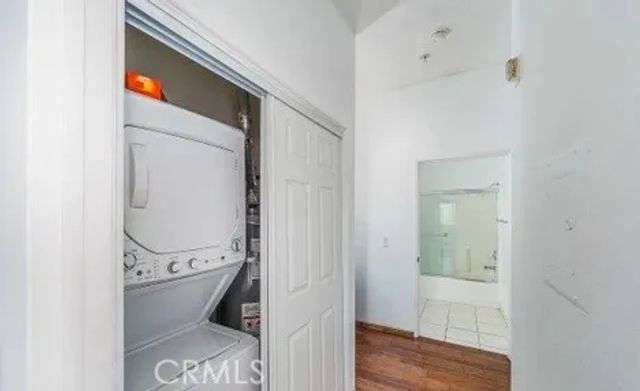 15455 Sherman Way 18, Van Nuys, CA 91406