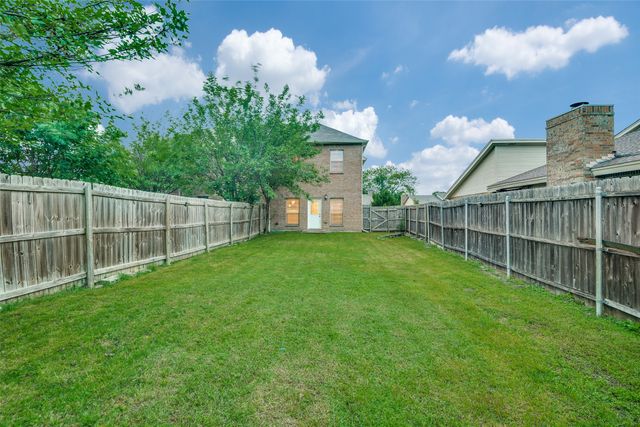 6715 Ports O Call Drive, Rowlett, TX 75088