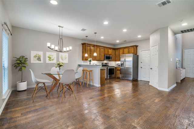 6715 Ports O Call Drive, Rowlett, TX 75088