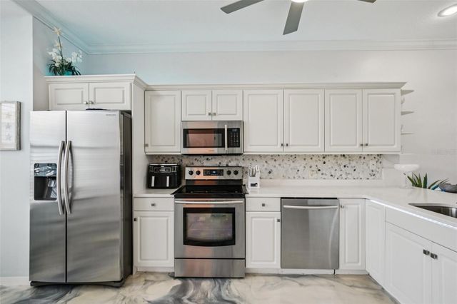 1061 PINELLAS BAYWAY S, St Petersburg, FL 33715