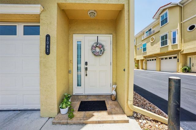 1061 PINELLAS BAYWAY S, St Petersburg, FL 33715