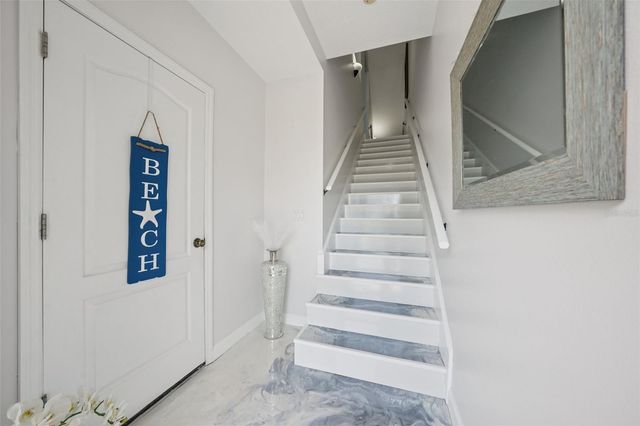 1061 PINELLAS BAYWAY S, St Petersburg, FL 33715