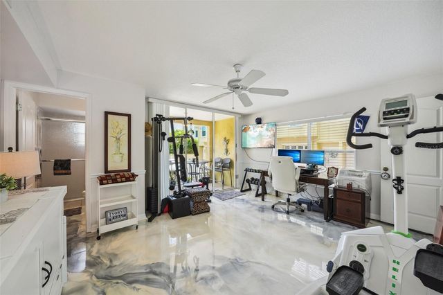 1061 PINELLAS BAYWAY S, St Petersburg, FL 33715