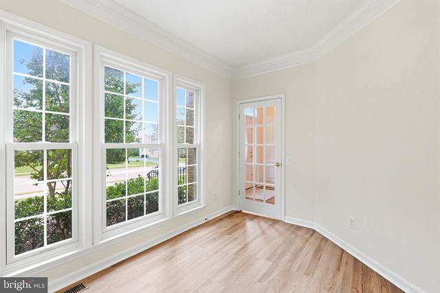 702 WILLINGTON SQUARE WAY, Newark, DE 19711