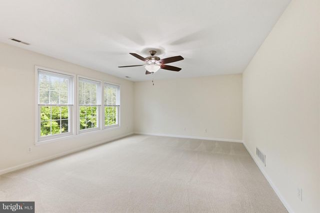 702 WILLINGTON SQUARE WAY, Newark, DE 19711
