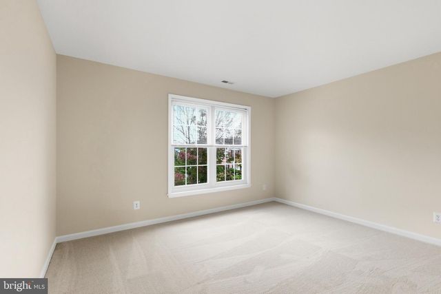 702 WILLINGTON SQUARE WAY, Newark, DE 19711