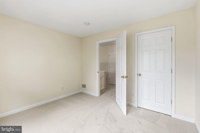 702 WILLINGTON SQUARE WAY, Newark, DE 19711