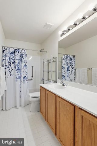 702 WILLINGTON SQUARE WAY, Newark, DE 19711