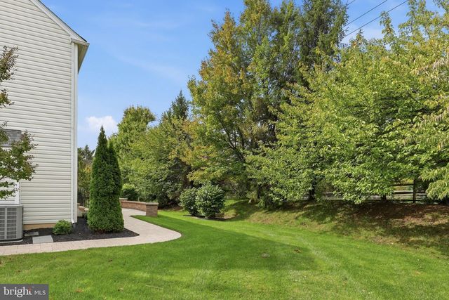 702 WILLINGTON SQUARE WAY, Newark, DE 19711