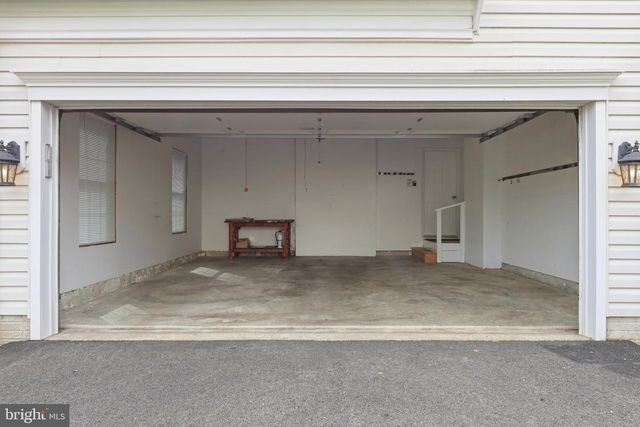 702 WILLINGTON SQUARE WAY, Newark, DE 19711