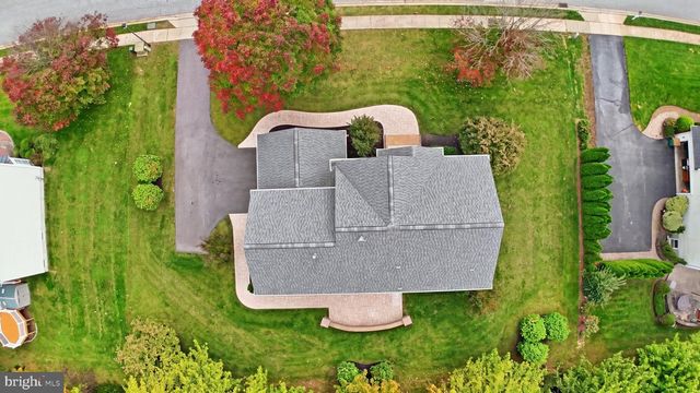 702 WILLINGTON SQUARE WAY, Newark, DE 19711
