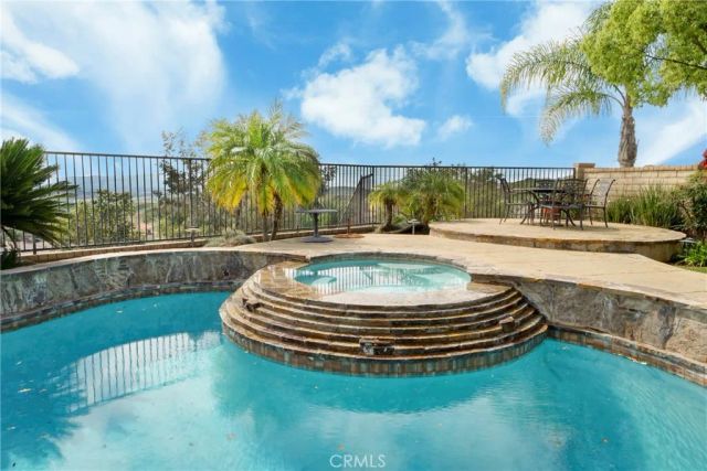 24306 Via La Casa, Valencia, CA 91354