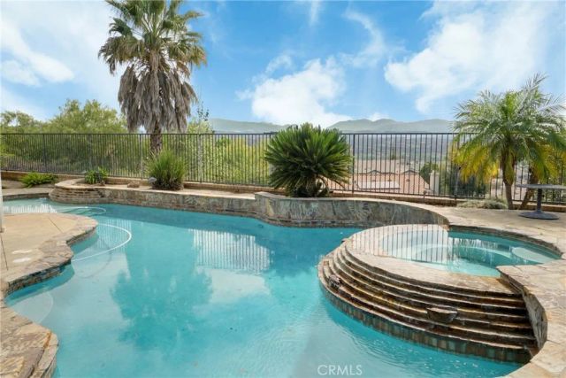 24306 Via La Casa, Valencia, CA 91354