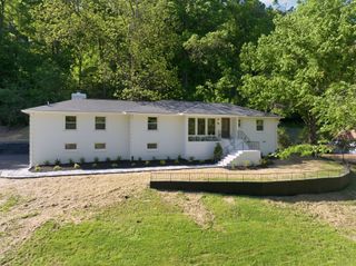 6538 Rolling Fork Dr, Nashville, TN 37205