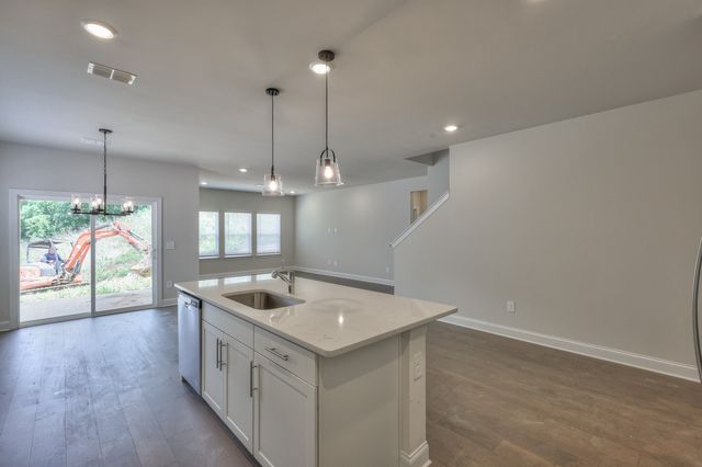 418 Long Dr, Smyrna, TN 37167