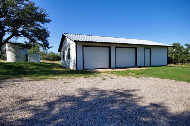 132 Offer LN, Llano, TX 78643