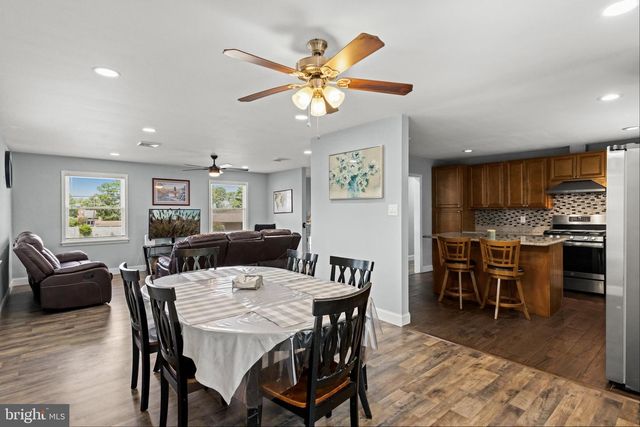 20 MEADOW RD, Pennsville, NJ 08070