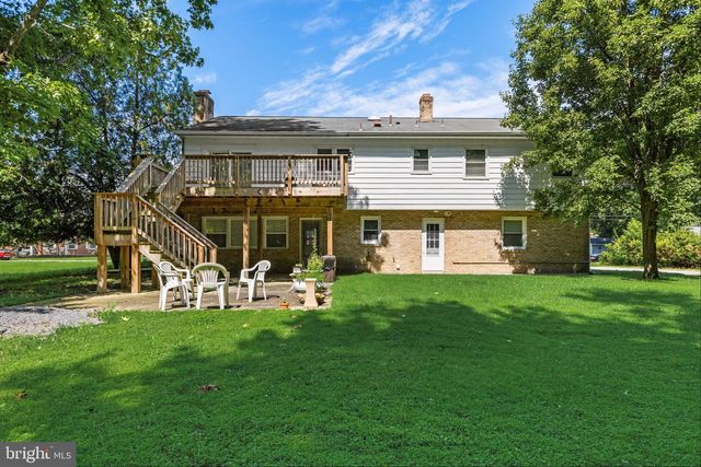 20 MEADOW RD, Pennsville, NJ 08070