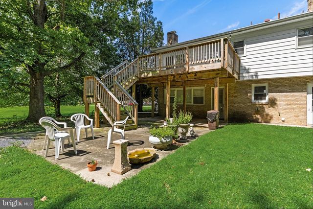 20 MEADOW RD, Pennsville, NJ 08070