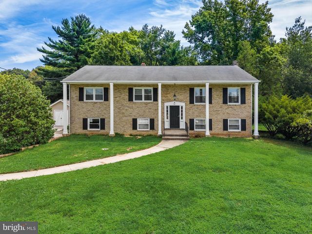 20 MEADOW RD, Pennsville, NJ 08070