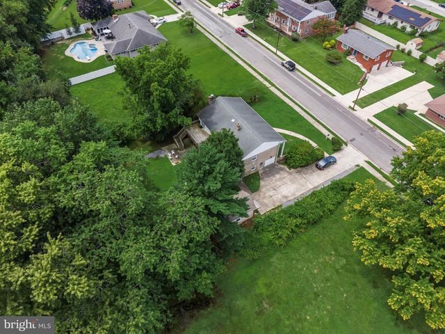 20 MEADOW RD, Pennsville, NJ 08070