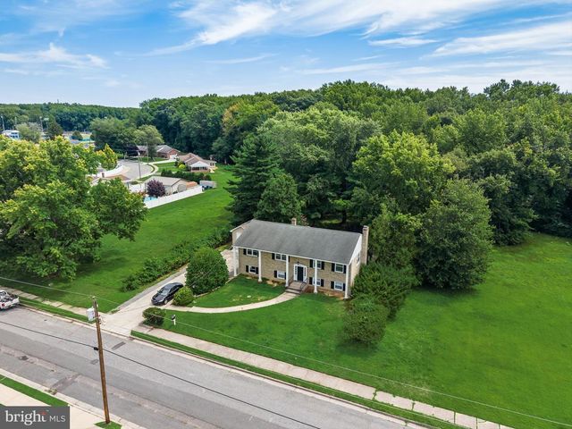20 MEADOW RD, Pennsville, NJ 08070