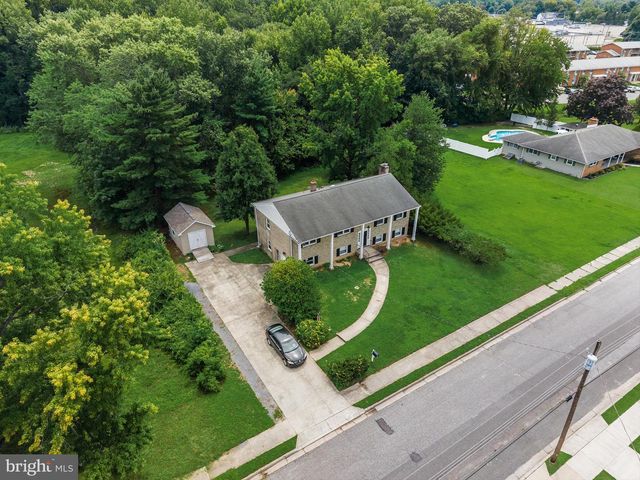 20 MEADOW RD, Pennsville, NJ 08070