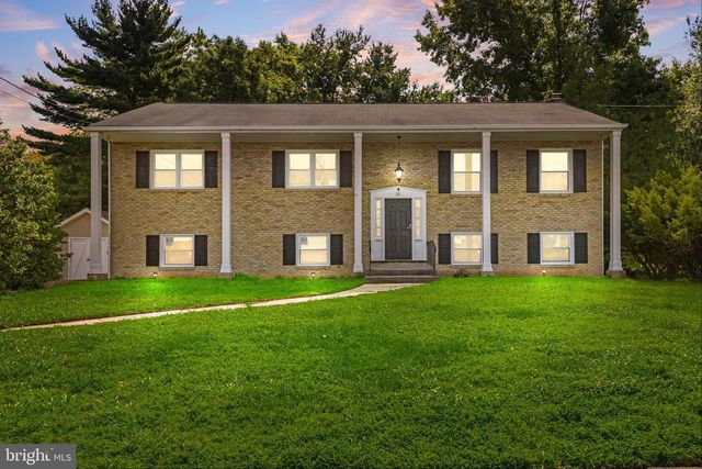 20 MEADOW RD, Pennsville, NJ 08070