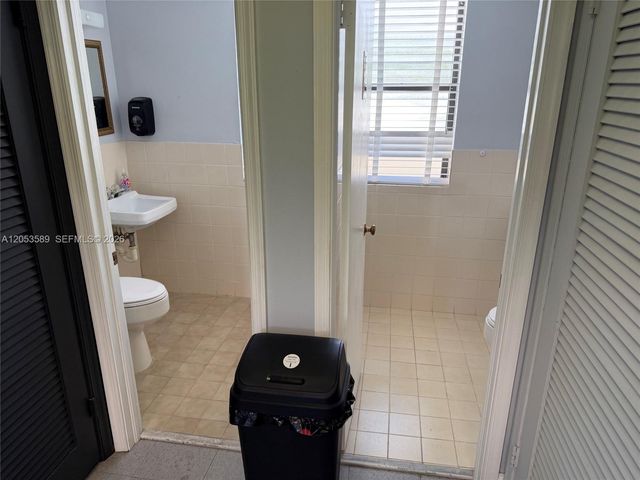4627 Ponce De Leon Boulevard, Coral Gables, FL 33146
