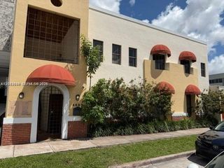 4627 Ponce De Leon Boulevard, Coral Gables, FL 33146