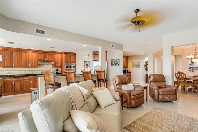 6081 Silver King BLVD 203, Cape Coral, FL 33914