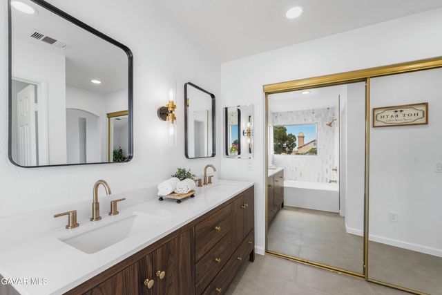 5139 Saint Laurent Place, Palmdale, CA 93552