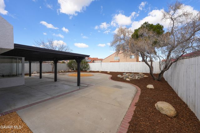 5139 Saint Laurent Place, Palmdale, CA 93552