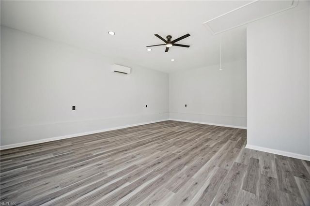 218 Castlewood RD, Portsmouth, VA 23702