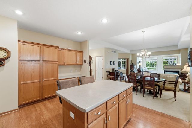 2641 Boulder Way, Burnsville, MN 55337