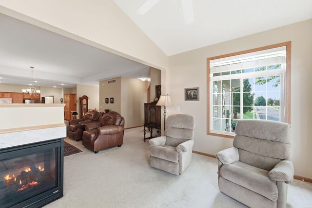 2641 Boulder Way, Burnsville, MN 55337