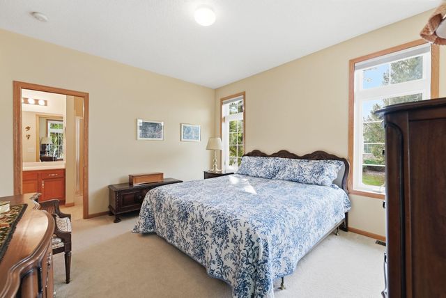 2641 Boulder Way, Burnsville, MN 55337