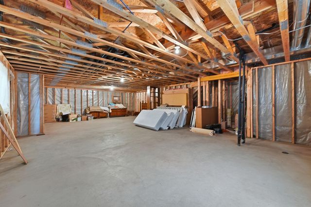 2641 Boulder Way, Burnsville, MN 55337