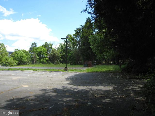 6341 S KINGS HWY S, Alexandria, VA 22306