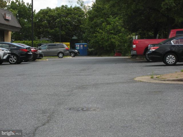 6341 S KINGS HWY S, Alexandria, VA 22306