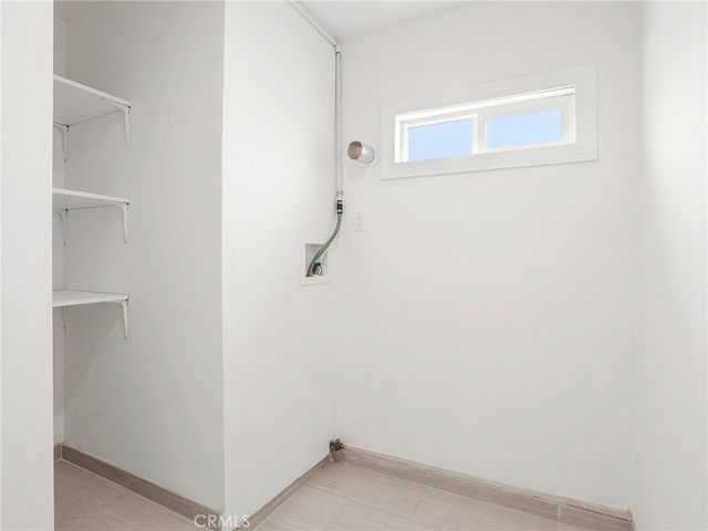 13424 Dyer Street, Sylmar, CA 91342