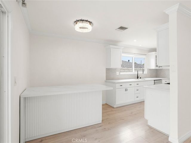 13424 Dyer Street, Sylmar, CA 91342